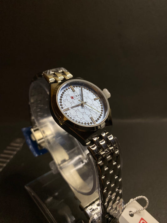 CURREN Women's Stainless Steel Watch