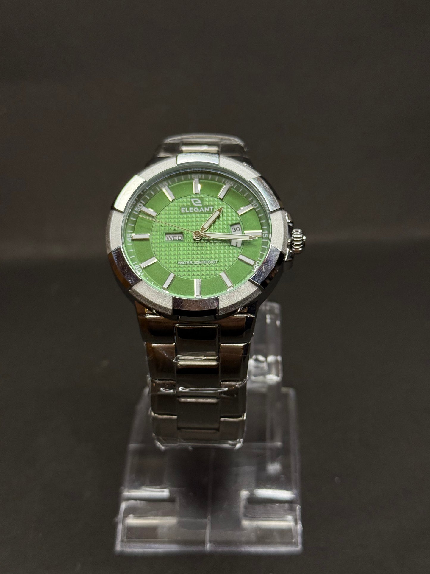 Elegant Original Object-Cut Chain Watch with Date Function